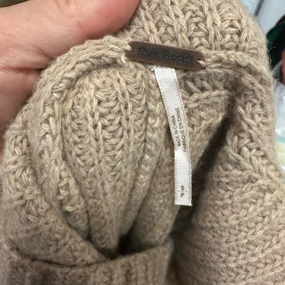 Free People Tan Sleeveless Turtleneck Sweater - Picture 4 of 9